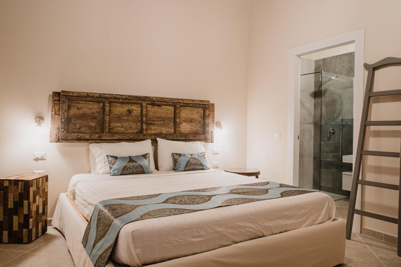 Moon'S Tower Suite&Rooms ปอร์โตสกูโซ ภายนอก รูปภาพ