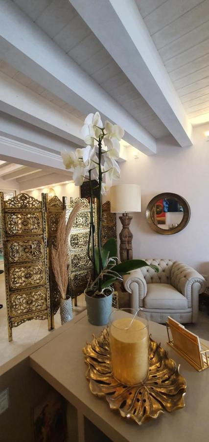 Moon'S Tower Suite&Rooms ปอร์โตสกูโซ ภายนอก รูปภาพ