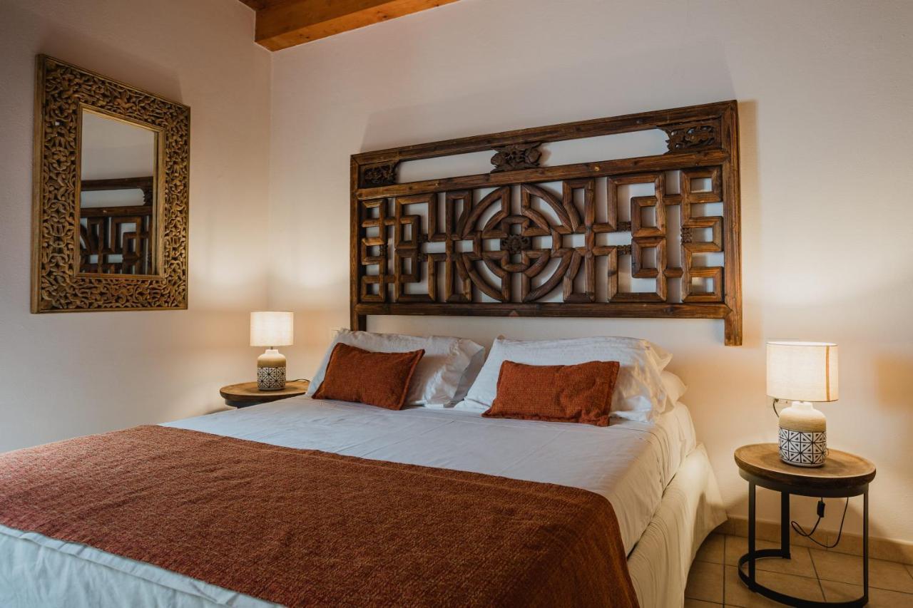 Moon'S Tower Suite&Rooms ปอร์โตสกูโซ ภายนอก รูปภาพ